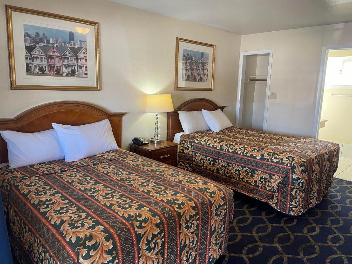 Holiday Motel Окдейл Екстер'єр фото