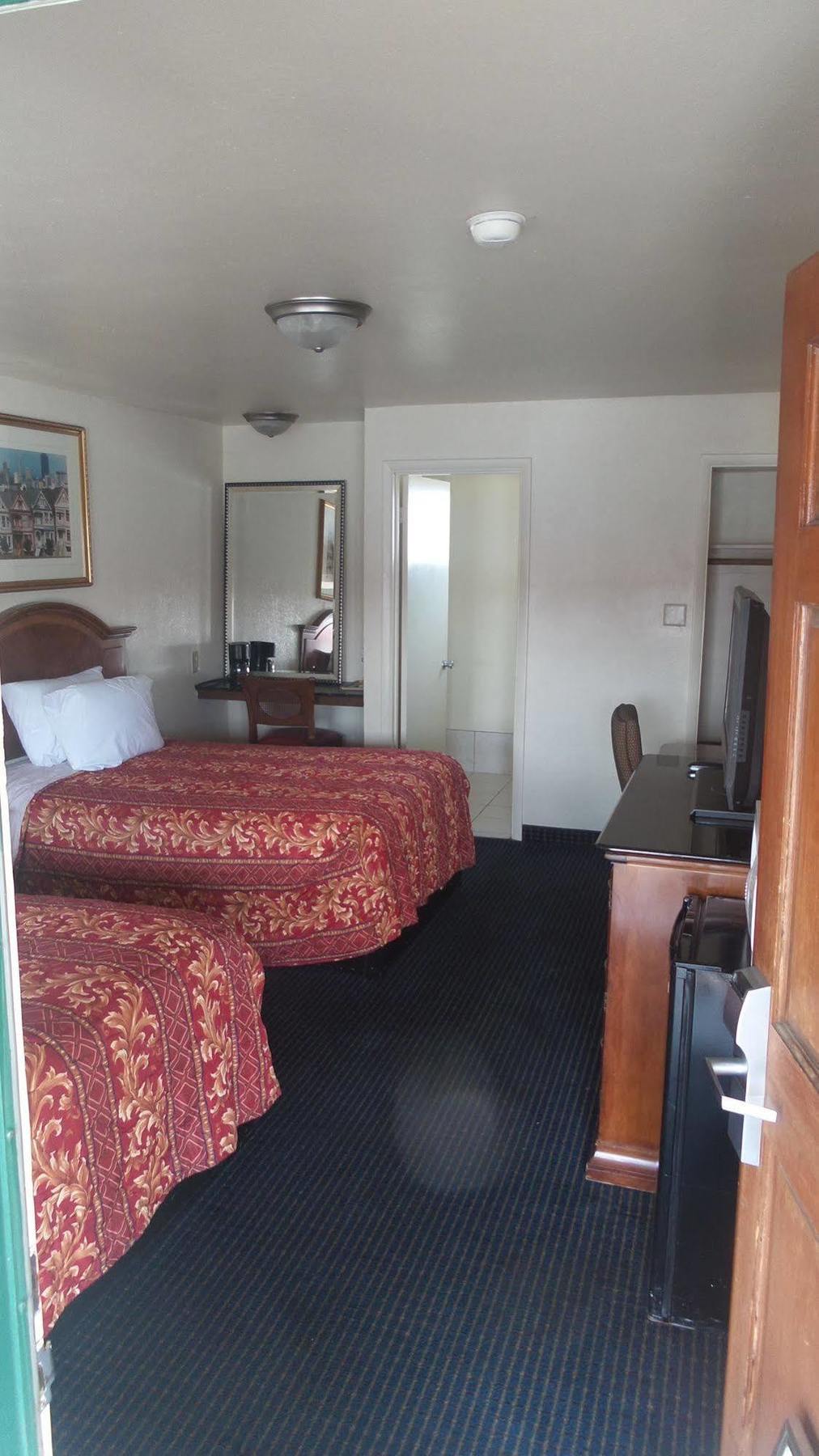 Holiday Motel Окдейл Екстер'єр фото